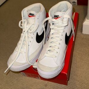 Nike Blazer Mid ‘77 (GS)